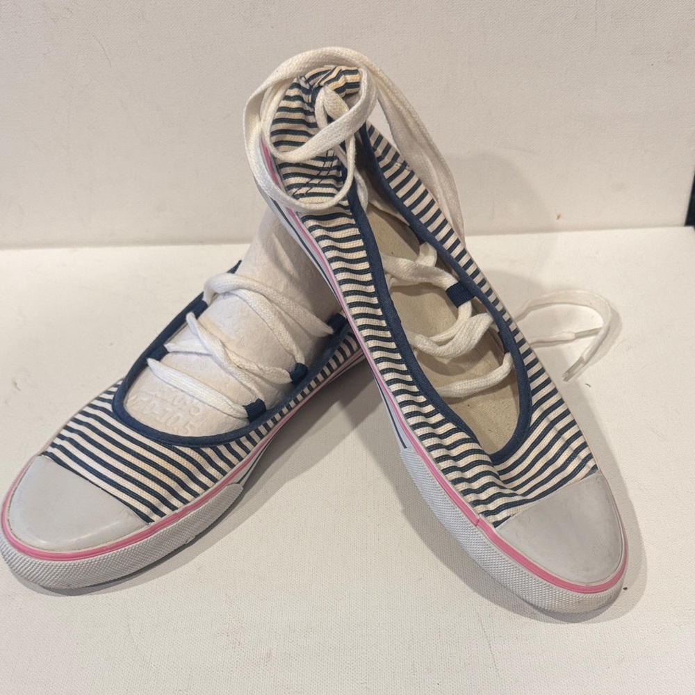 VINTAGE Colin Stuart Navy and White Striped Sneakers